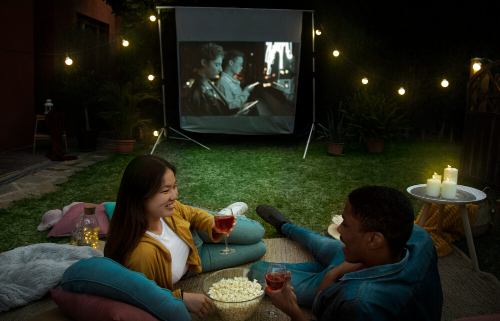 Como escolher um projetor para assistir TV?